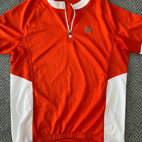 Bicycling Outfit - Picture 2 of 5